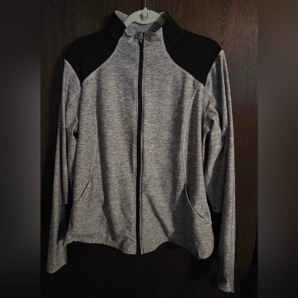 Tek Gear Gray and Black Zip Jacket with Sporty Appeal